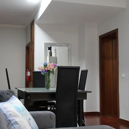 Apartment Doca Do Cavacas